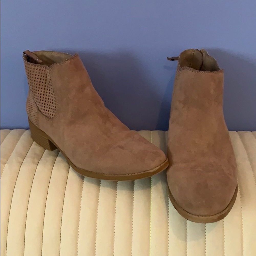 DV (Dolce Vita) for Target bootie